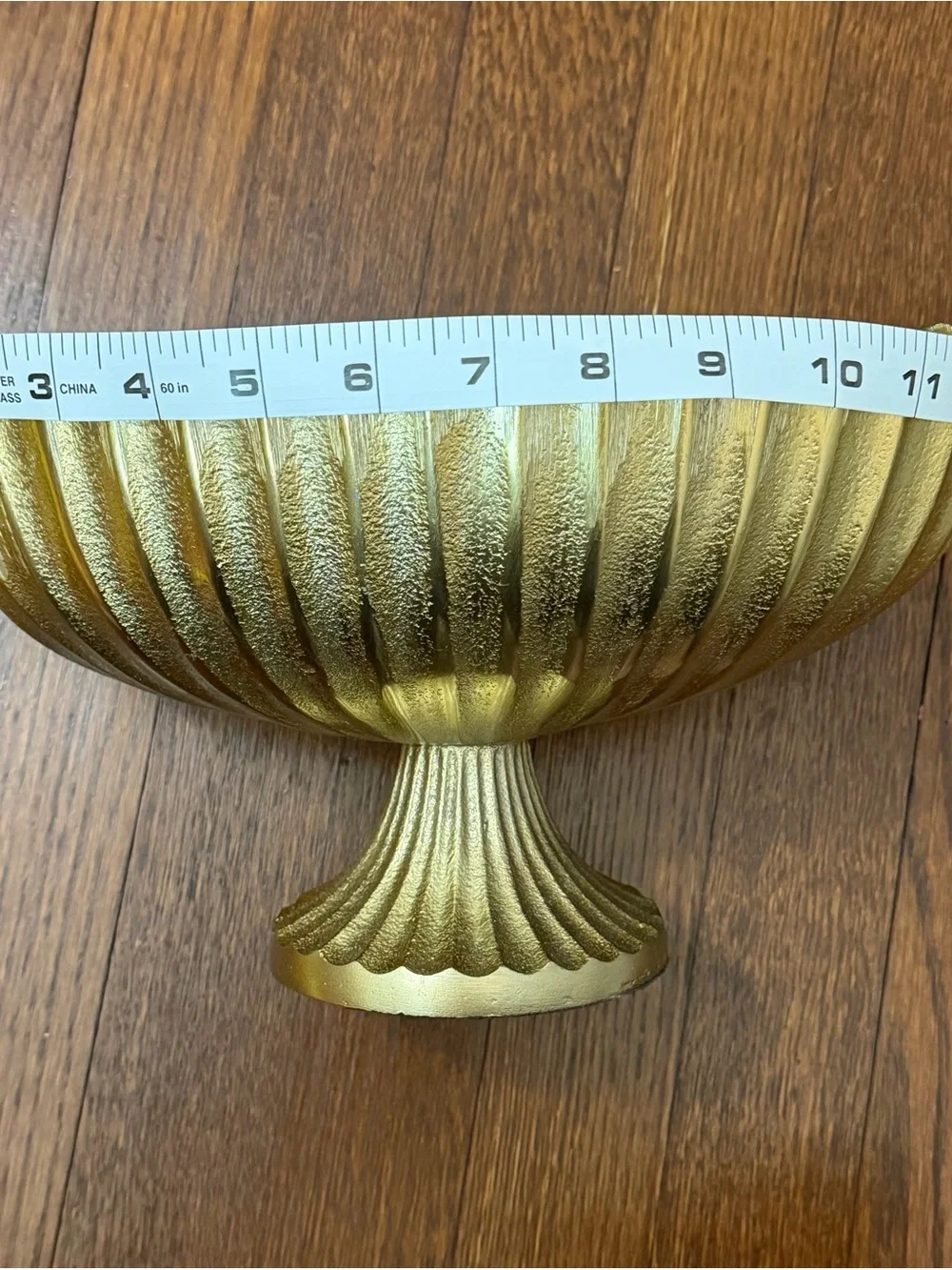 N/A elegant gold